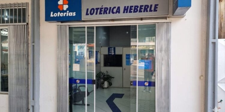 Cidade de 4 mil habitantes que ganhou na Mega da Virada fica a um número de dividir novo prêmio de R$ 336 milhões