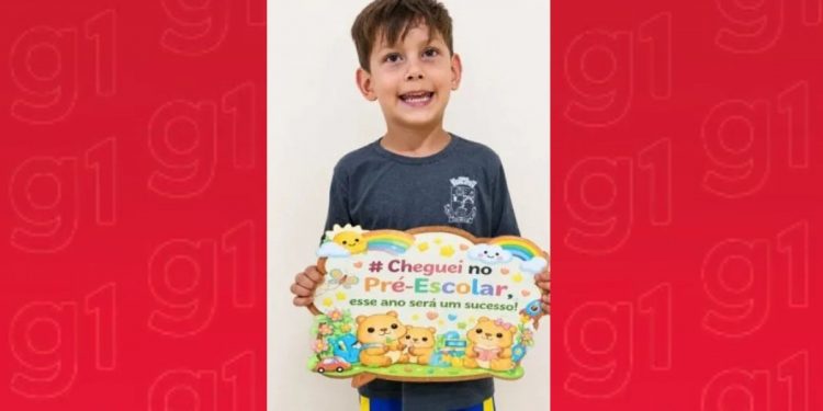 Criança de 5 anos morre atropelada após cair de caminhão em movimento em SC; pai é investigado